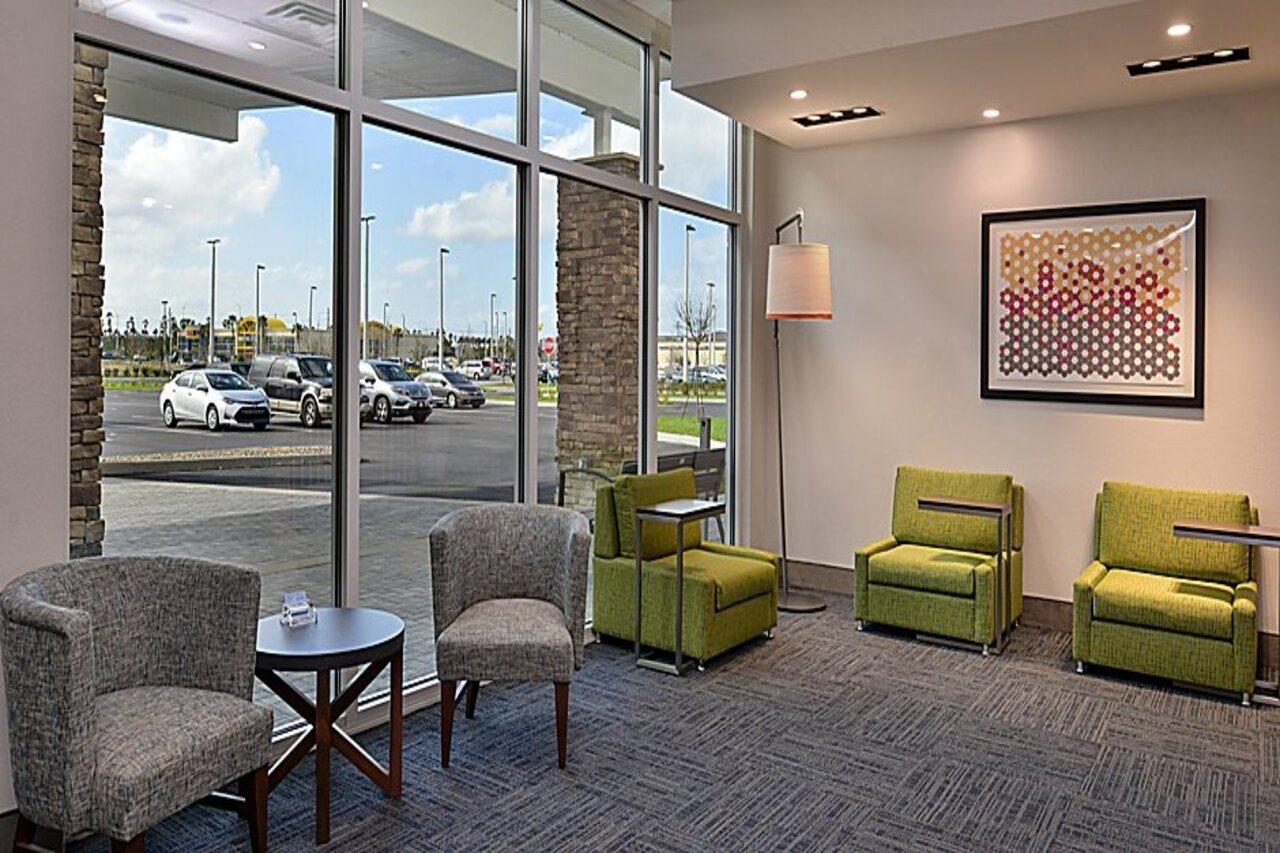 Holiday Inn Express Melbourne West By Ihg West Melbourne Eksteriør billede